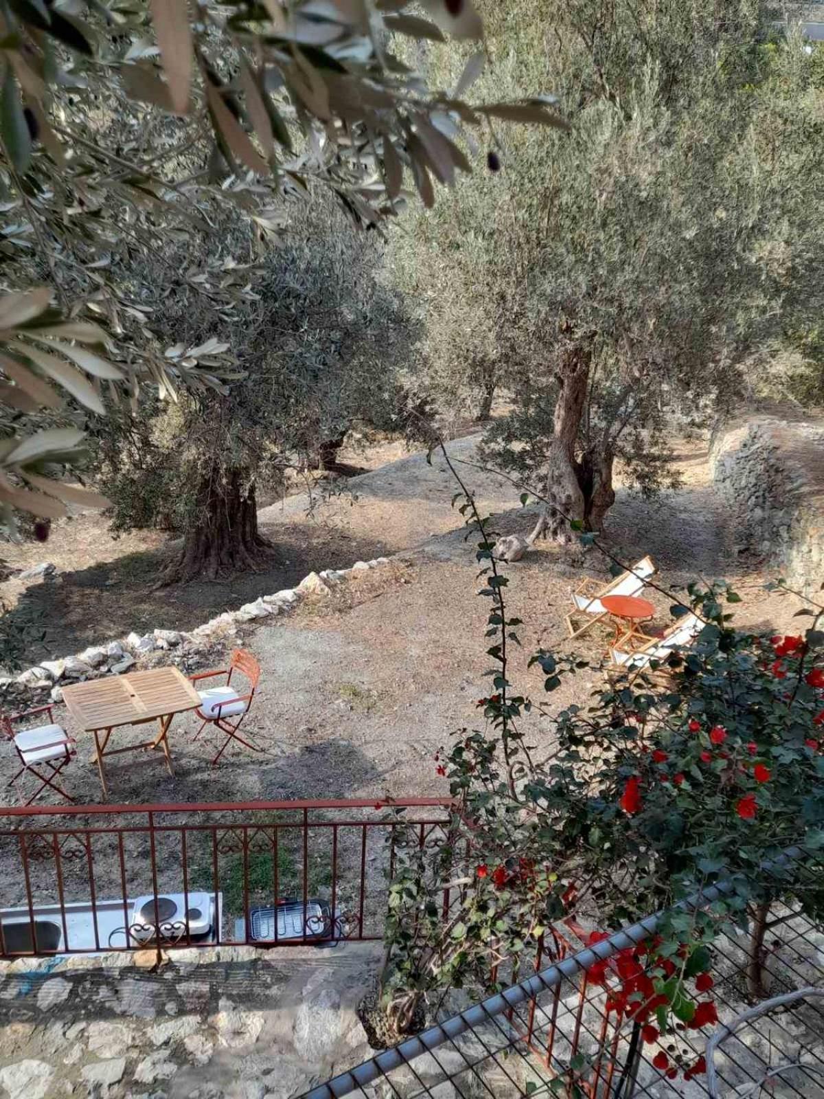 Δωμάτια Κόκκινος Πύργος Plomari Exteriér fotografie